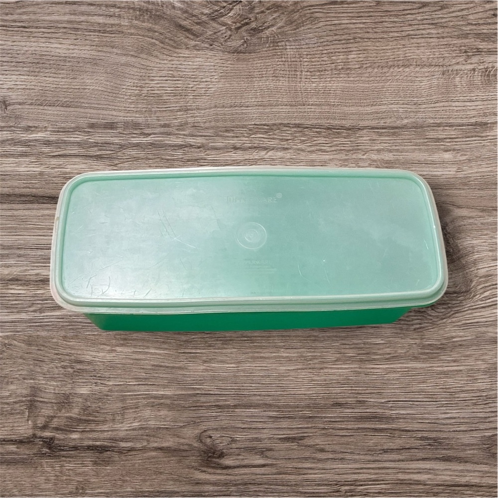 Vintage Tupperware Jadite Green Celery Keeper Container w/Insert 782-3 Lid 782-3